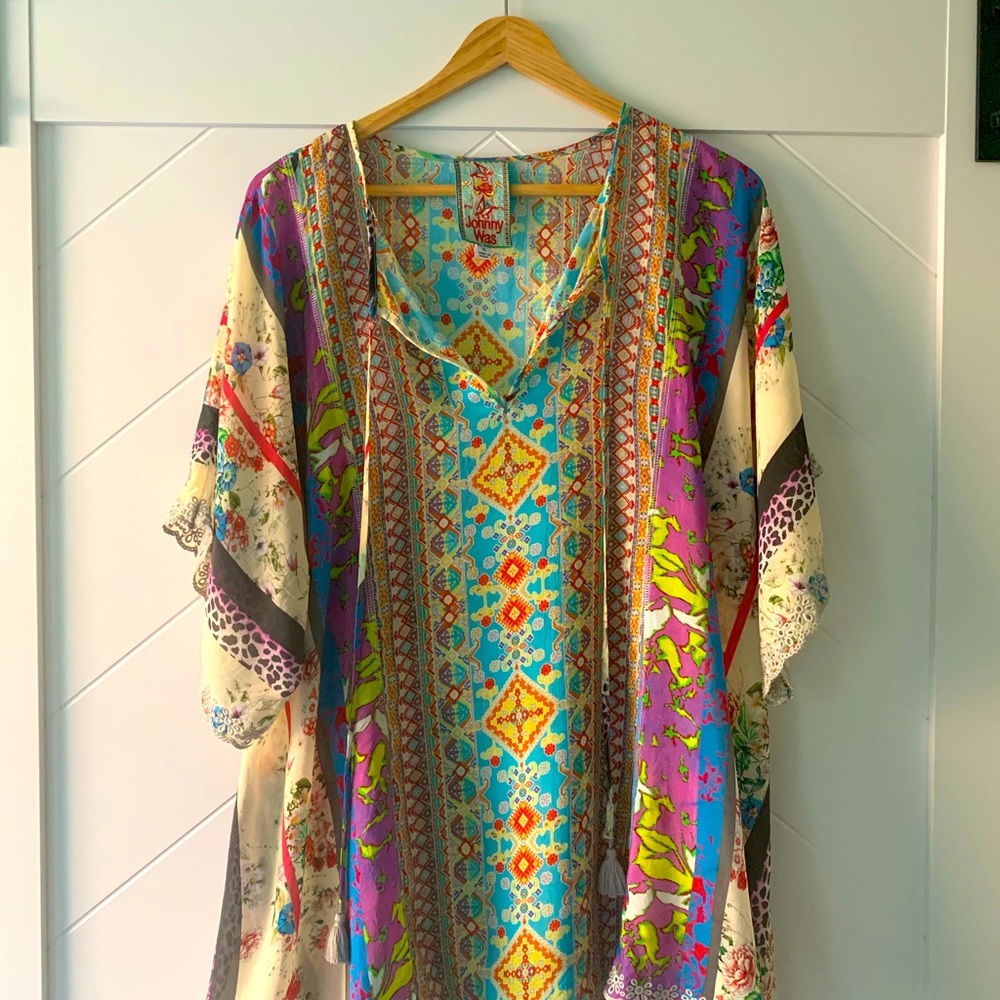 Johnny Was Floral Mixed Media Split-Neck Scallop Hem Georgette Blouse - Picture 2 of 6